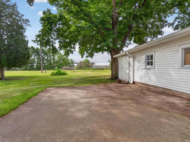 915 W Ensley Avenue, Auburn, IN 46706