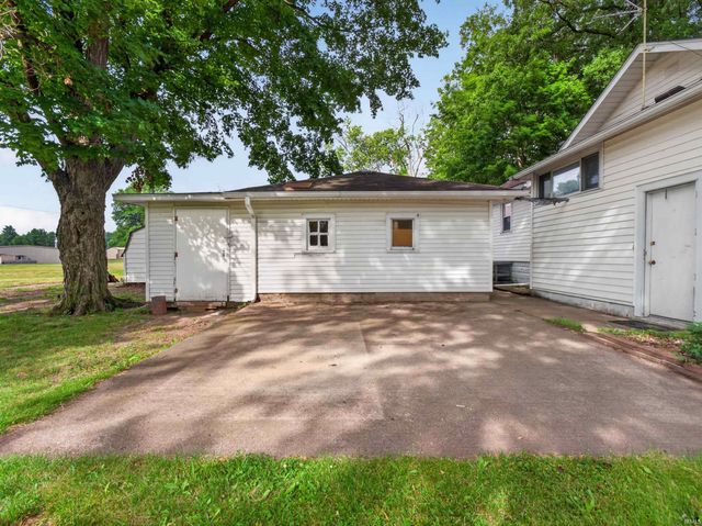 915 W Ensley Avenue, Auburn, IN 46706