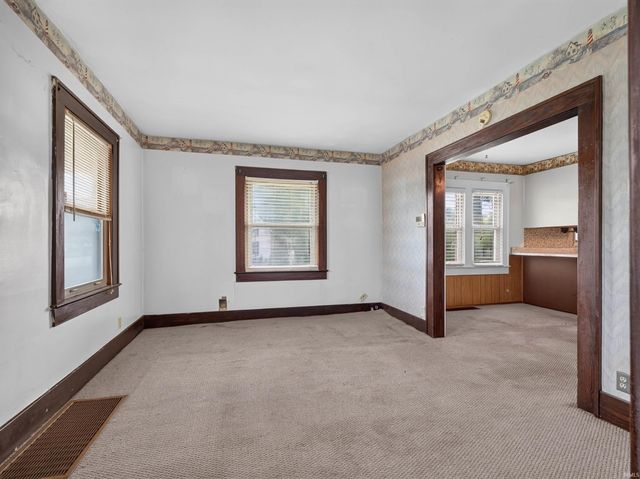 915 W Ensley Avenue, Auburn, IN 46706