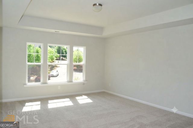 74 Newnan Lakes Drive, Newnan, GA 30263
