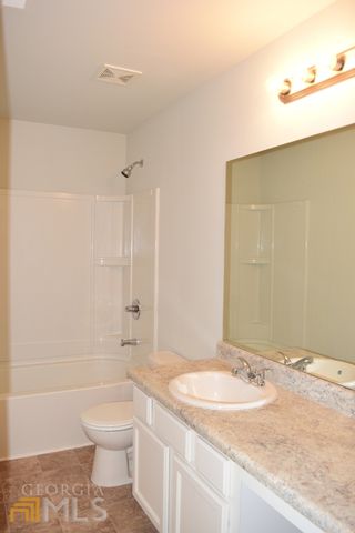 74 Newnan Lakes Drive, Newnan, GA 30263