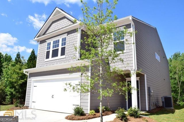 74 Newnan Lakes Drive, Newnan, GA 30263