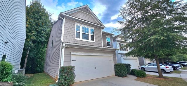 74 Newnan Lakes Drive, Newnan, GA 30263