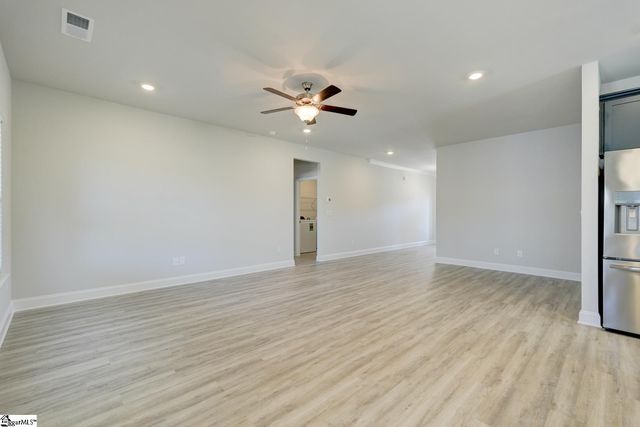 3 Bracken Woods Way, Piedmont, SC 29673