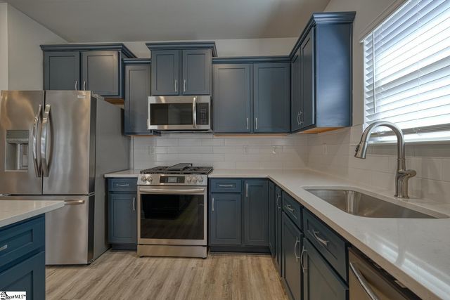 3 Bracken Woods Way, Piedmont, SC 29673