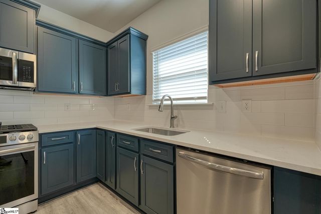 3 Bracken Woods Way, Piedmont, SC 29673