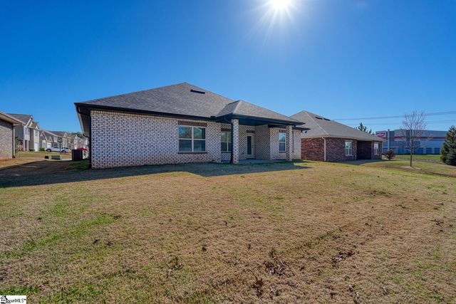 3 Bracken Woods Way, Piedmont, SC 29673