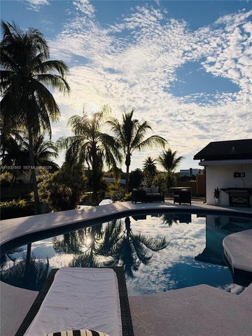 2814 SW 13th Dr, Deerfield Beach, FL 33442