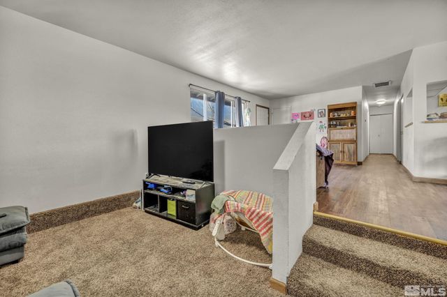 521 Whitaker Lane, Fallon, NV 89406