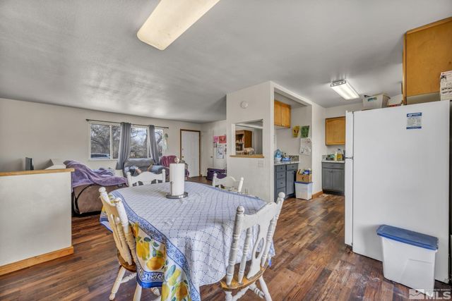 521 Whitaker Lane, Fallon, NV 89406