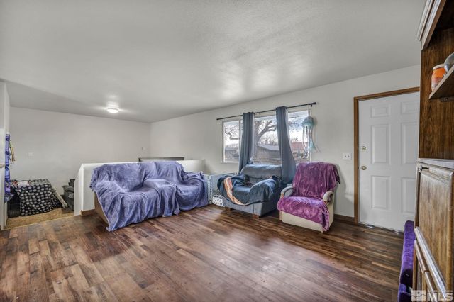 521 Whitaker Lane, Fallon, NV 89406