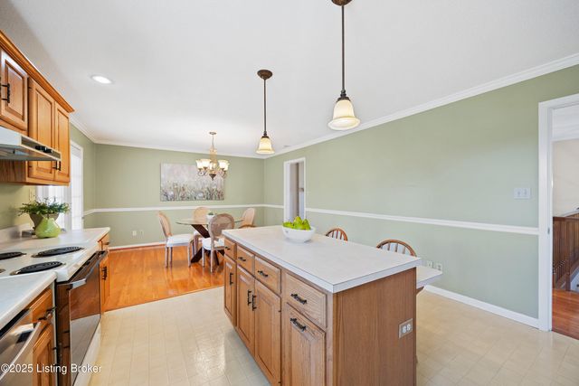 709 Bon Aire Dr, Elizabethtown, KY 42701