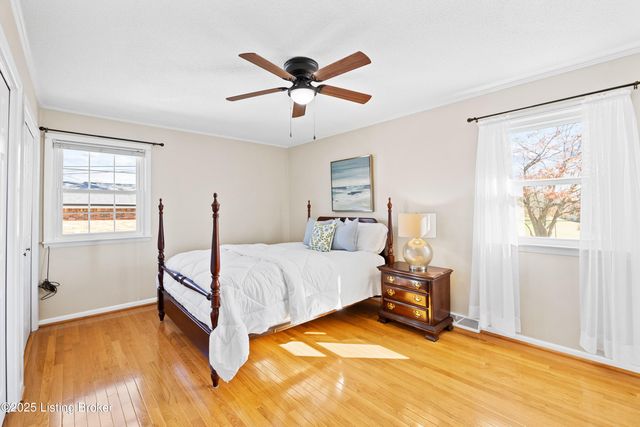 709 Bon Aire Dr, Elizabethtown, KY 42701