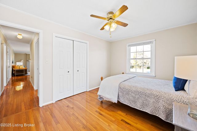 709 Bon Aire Dr, Elizabethtown, KY 42701