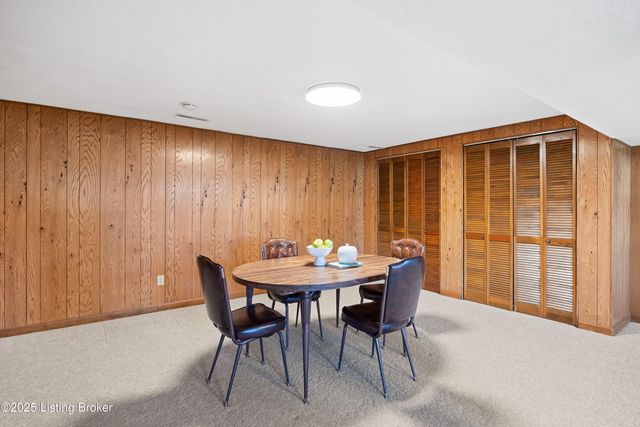 709 Bon Aire Dr, Elizabethtown, KY 42701