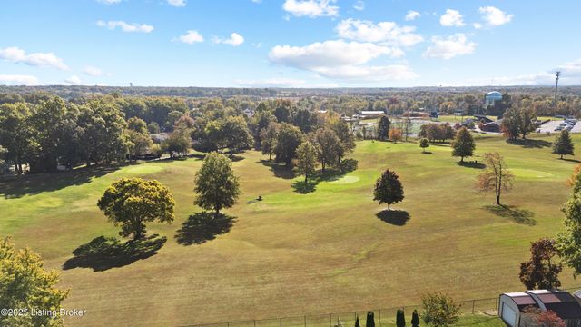 709 Bon Aire Dr, Elizabethtown, KY 42701