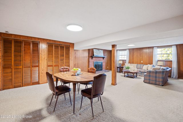 709 Bon Aire Dr, Elizabethtown, KY 42701