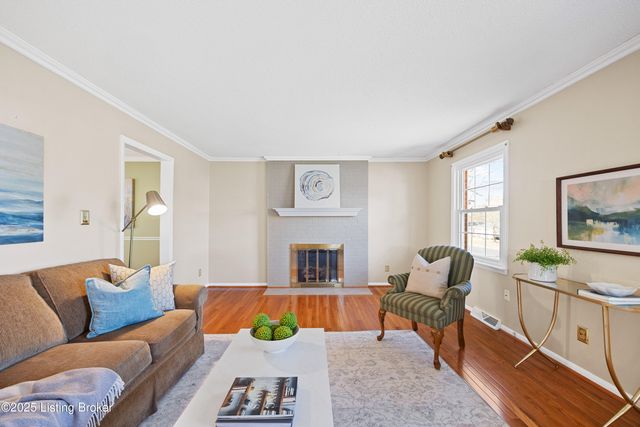 709 Bon Aire Dr, Elizabethtown, KY 42701