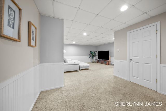 3816 Ravinewood Circle Se, City Of Grand Rapids, MI 49508