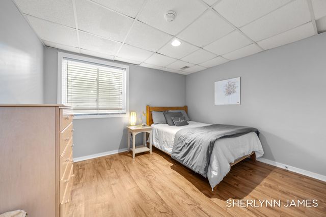 3816 Ravinewood Circle Se, City Of Grand Rapids, MI 49508