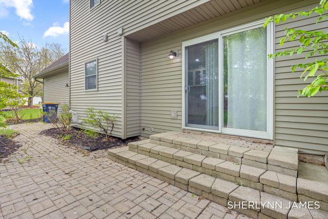 3816 Ravinewood Circle Se, City Of Grand Rapids, MI 49508
