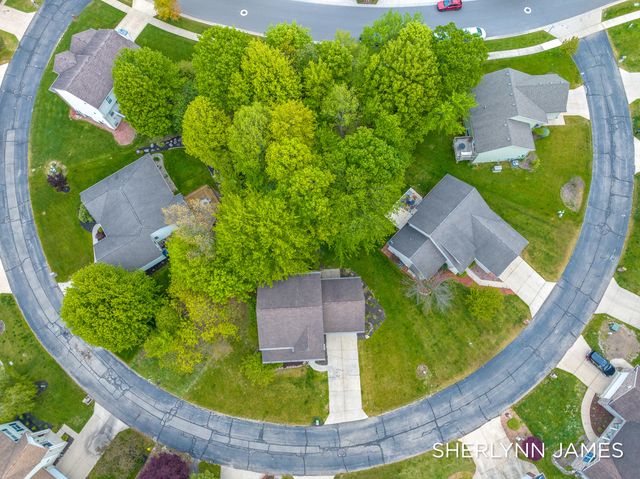 3816 Ravinewood Circle Se, City Of Grand Rapids, MI 49508