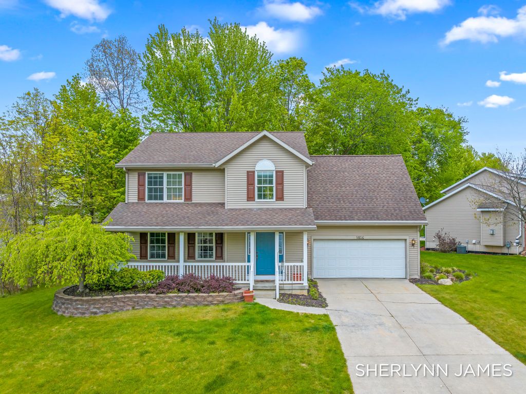 3816 Ravinewood Circle Se, City Of Grand Rapids, MI 49508