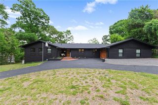 628 Chelsea Drive E, Mobile, AL 36608