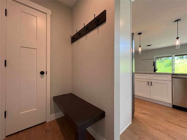 1401 Legend Drive, Tiffin, IA 52340