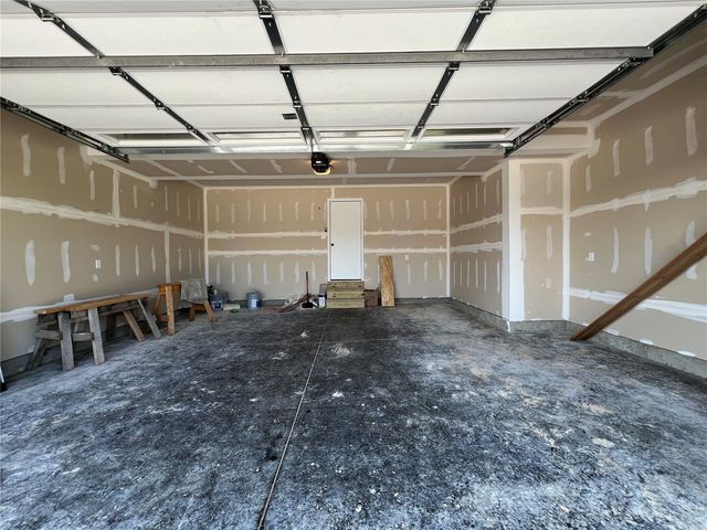 1401 Legend Drive, Tiffin, IA 52340