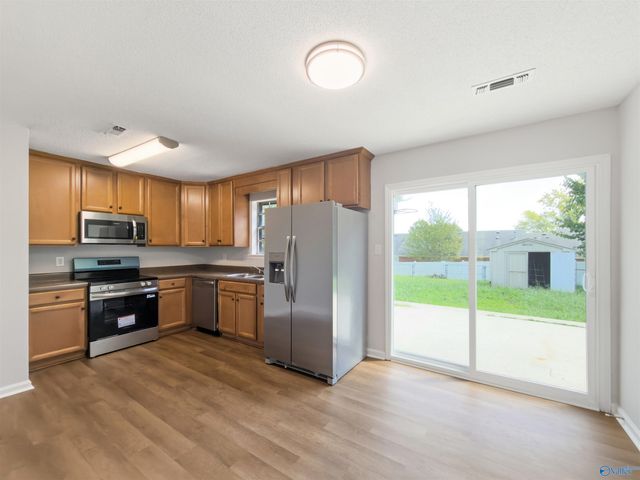3208 Sandlin Road SW, Decatur, AL 35603