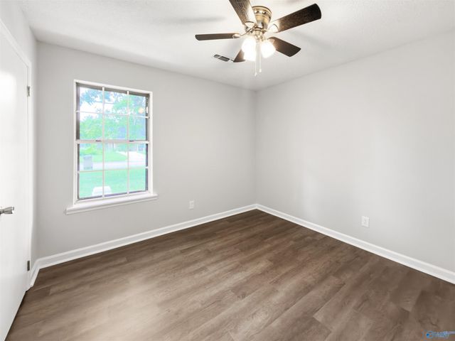 3208 Sandlin Road SW, Decatur, AL 35603