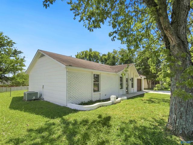 3208 Sandlin Road SW, Decatur, AL 35603