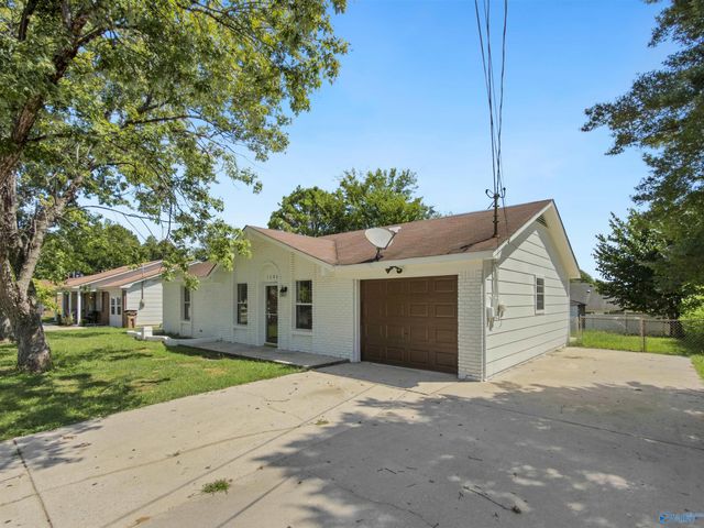 3208 Sandlin Road SW, Decatur, AL 35603