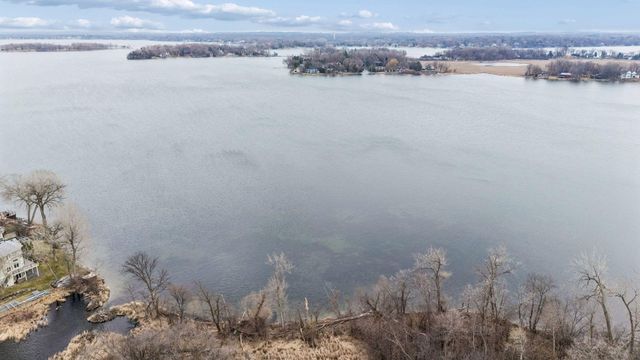 5065 Windsor Road, Mound, MN 55364