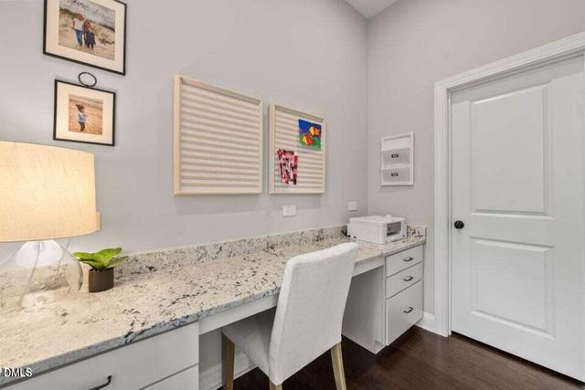 208 Cedar Wren Lane, Holly Springs, NC 27540