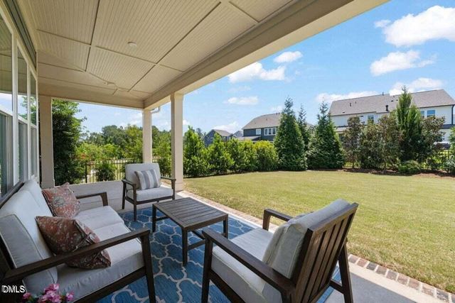 208 Cedar Wren Lane, Holly Springs, NC 27540