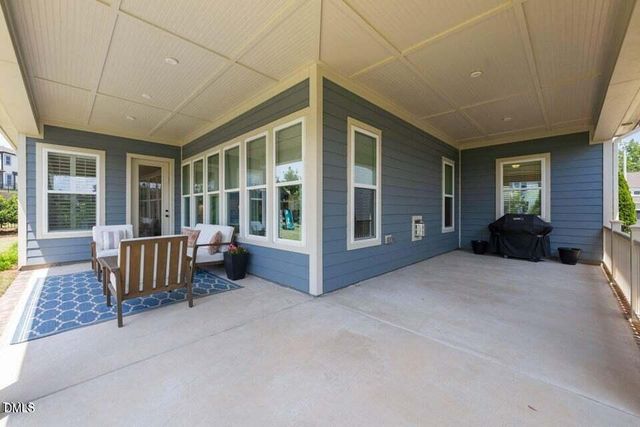 208 Cedar Wren Lane, Holly Springs, NC 27540