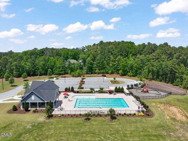 208 Cedar Wren Lane, Holly Springs, NC 27540
