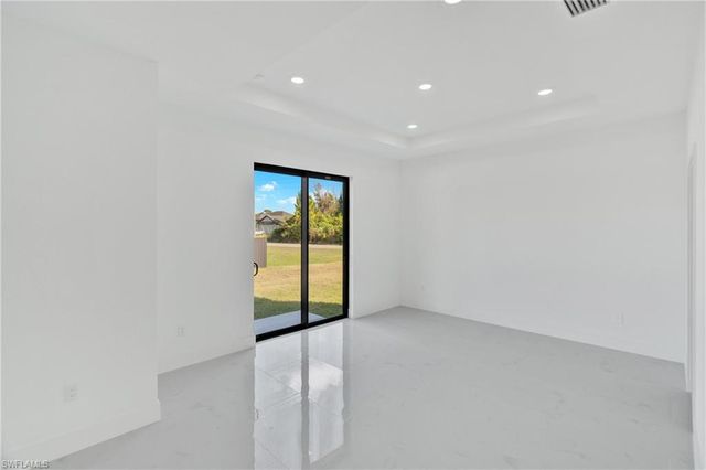 1142 Edelweiss ST E, Lehigh Acres, FL 33974