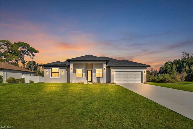 1142 Edelweiss ST E, Lehigh Acres, FL 33974
