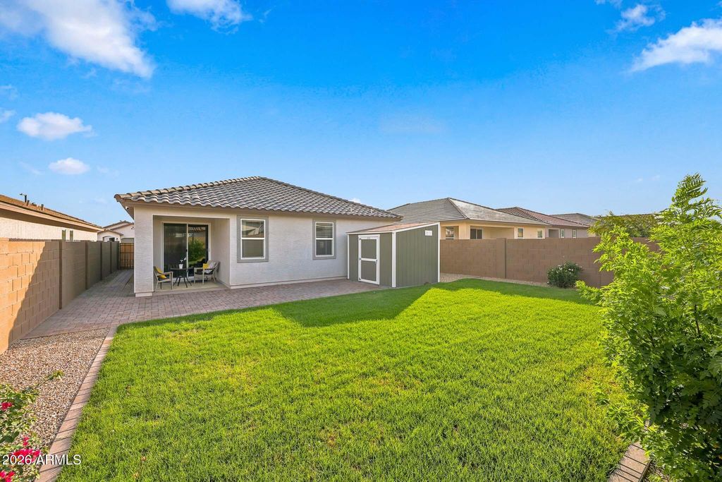 17310 W SMOKETREE Drive, Surprise, AZ 85387 — exterior