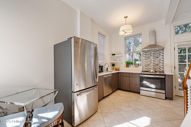 1407 E Washington St, Louisville, KY 40206