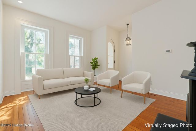 1407 E Washington St, Louisville, KY 40206