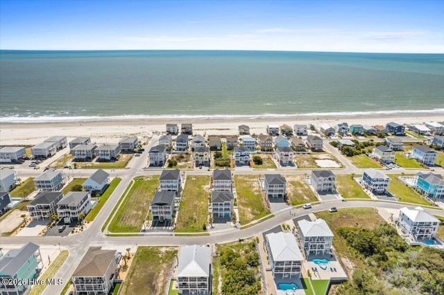 412 E Fourth Street, Ocean Isle Beach, NC 28469