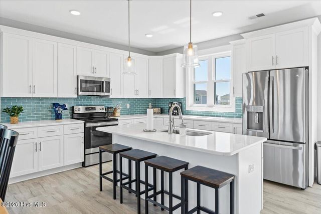 412 E Fourth Street, Ocean Isle Beach, NC 28469