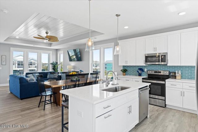 412 E Fourth Street, Ocean Isle Beach, NC 28469