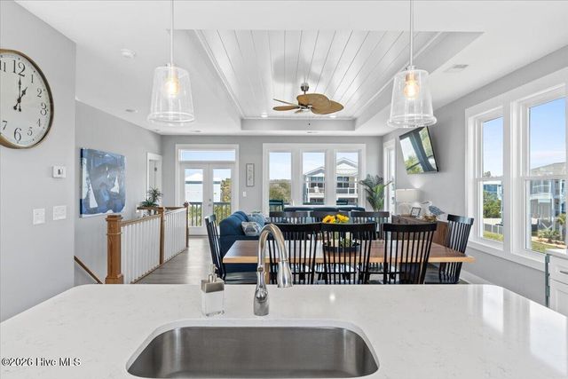 412 E Fourth Street, Ocean Isle Beach, NC 28469