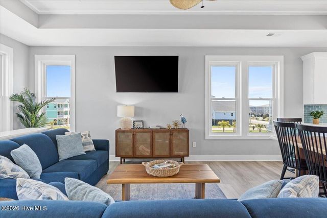 412 E Fourth Street, Ocean Isle Beach, NC 28469