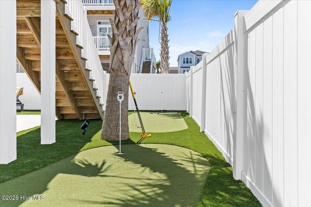 412 E Fourth Street, Ocean Isle Beach, NC 28469